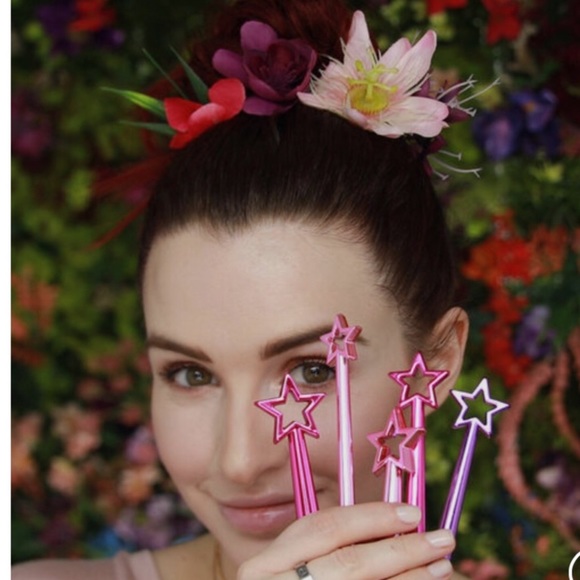 Tarte Pretty Things Fairy Wings Pink Star Brushes - Picture 8 of 13